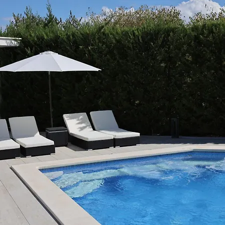 Luxury Sundance * Τρογκίρ